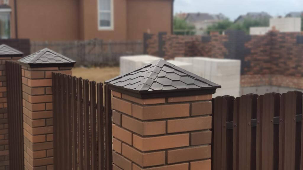 Колпак Zking Эверест Коричневый на столб 1.5х1.5 кирпича (390х390мм) в Нефтеюганске фото