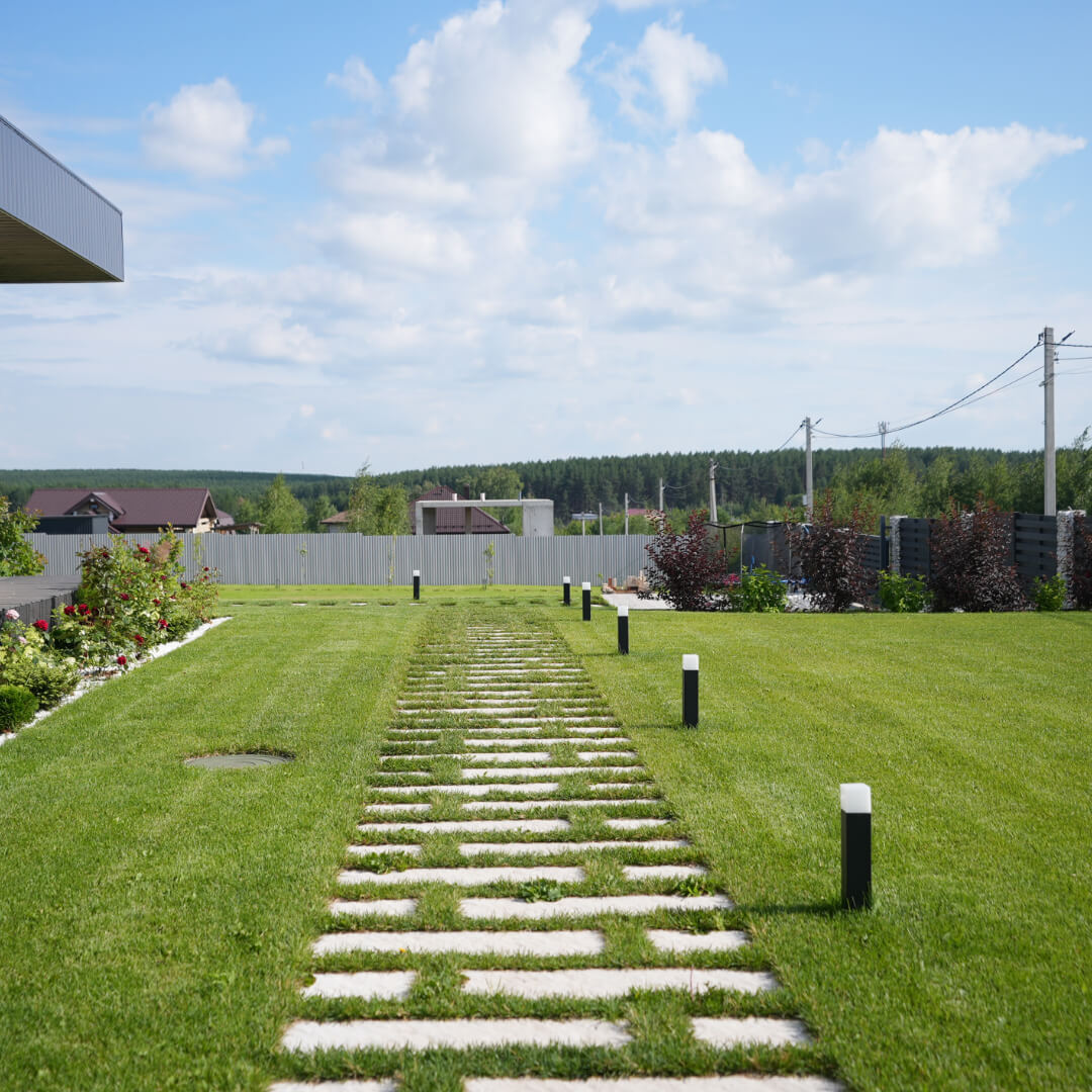 Шаговая плита STONE Светлая Галька 990х330х55мм в Нефтеюганске фото